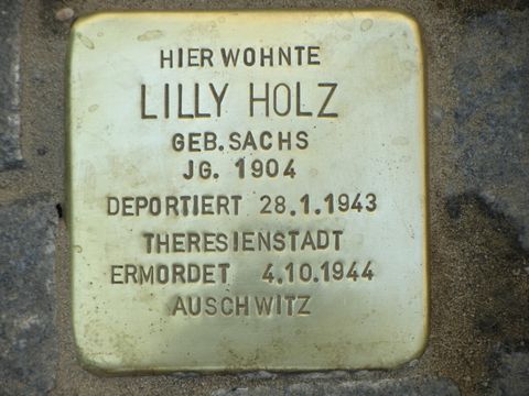 Stolperstein Lilly Holz, Foto: F. Siebold, 2013
