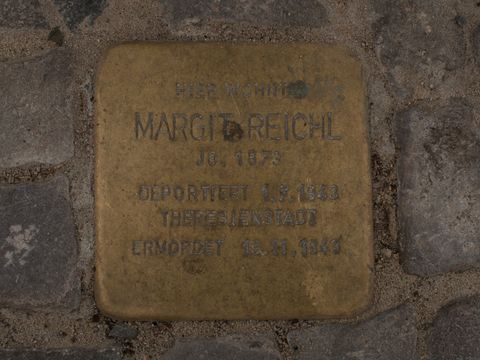 Stolperstein Margit Reichl, Foto: A. Bukschat & C. Flegel, 25.08.2012