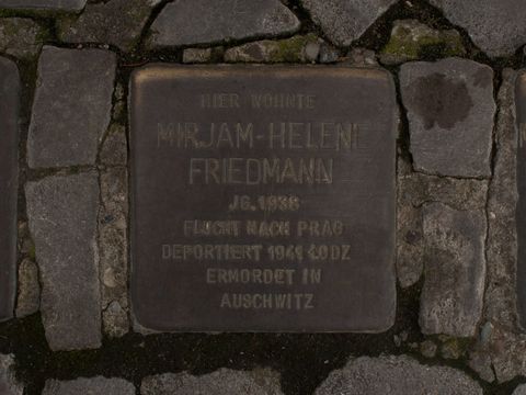 Stolperstein Mirjam-Helene Friedmann, Foto: A. Bukschat & C. Flegel, 06.04.2012