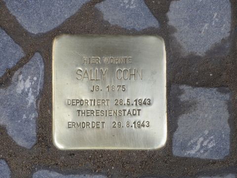 Stolperstein Sally Cohn, Foto: F. Siebold, April 2013