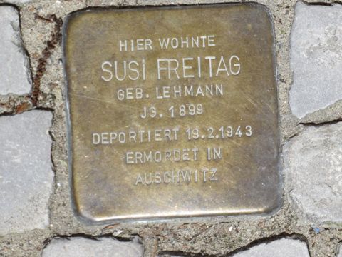Stolperstein Susi Freitag, Foto: F. Siebold, Juni 2013