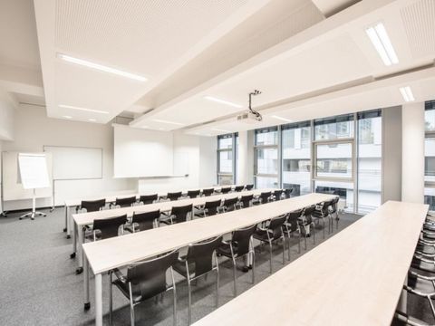 Hörsaal SRH Hochschule Berlin (Bild: SRH Hochschule Berlin)