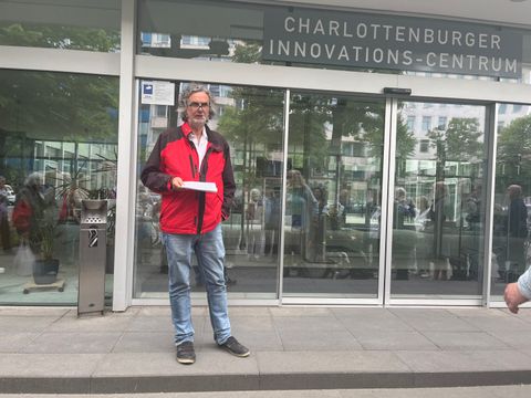 255. Kiezspaziergang - Oliver Schruoffeneger
