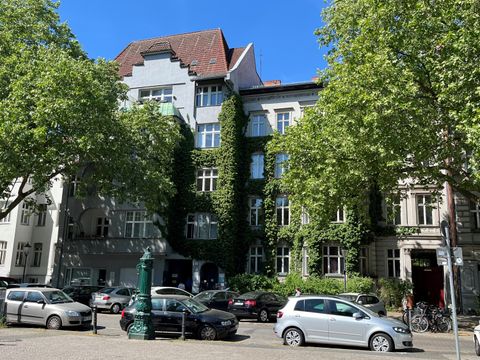 256. Kiezspaziergang - Fassadengrün Klausenerplatz