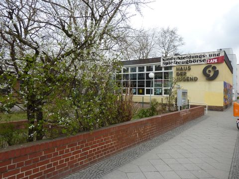 Zillestraße 40, Haus der Jugend, 04.04.11 Foto: KHMM