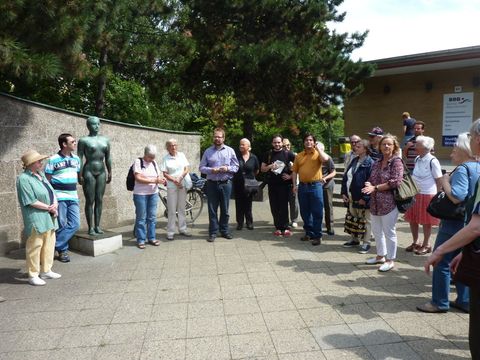 Am Stadtbad Wilmersdorf, 9.8.2014, Foto: KHMM