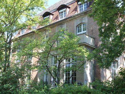 Ulmenallee 35 / Ehemaliges Kurhaus Westend für Nervenleidende