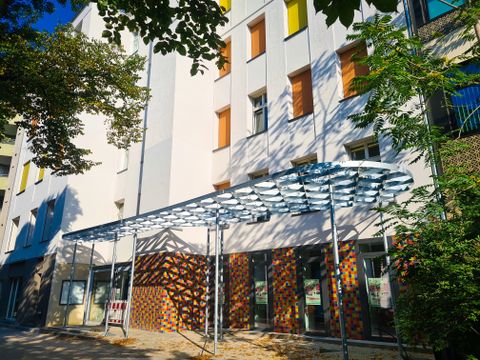 Das Pangea-Haus im neuen Anstrich