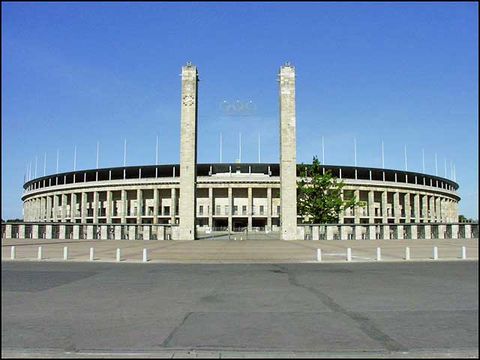 Aktuelles Foto - Haupteingang zum Olympiastadion (Osttor)