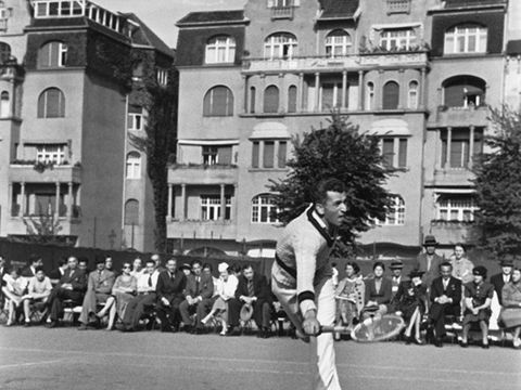 Abbildung 4: Der Sieger im Herren-Einzel, der Pole Wittmann, beim Internationalen Makkabi-Tennis-Turnier in Berlin-Charlottenburg, Berlin Juli 1936