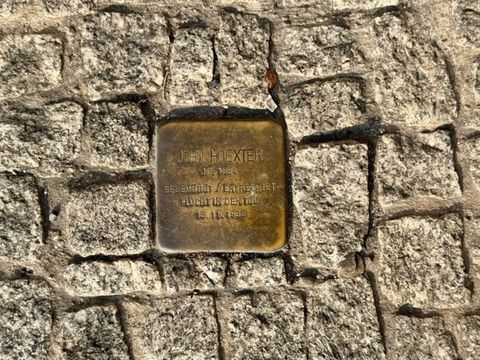 Stolperstein John Hoexter