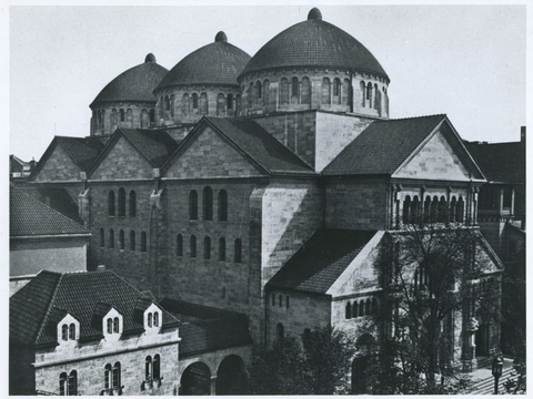 Fotografie der Synagoge an der Fasanenstraße, 1912.