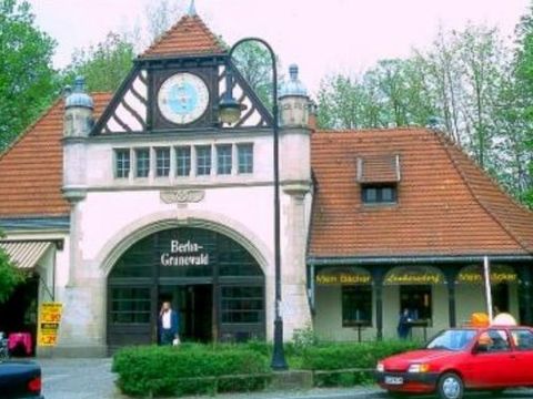 Bahnhof Grunewald