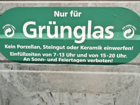 Glaseinwurfzeiten