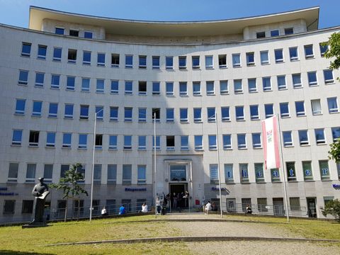 Dienstgebäude Hohenzollerndamm, Stand 7/2020