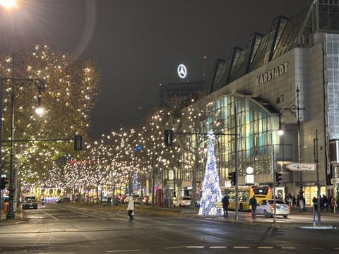 Weihnachtsbeleuchtung am Kudamm 2025