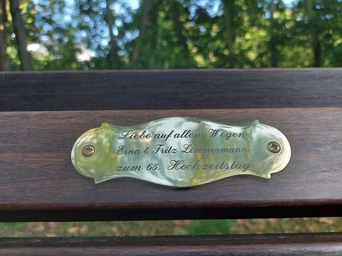 Personalisierte Bank für Eisernes Hochzeitspaar