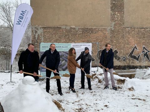 Spatenstich im Rudolfkiez mit Florian Schmidt