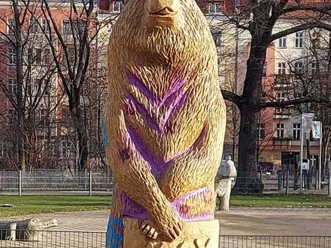 Bär auf dem Forckenbeckplatz erhält seinen Namen