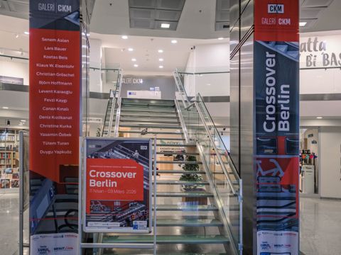 Die Ausstellung Crossover Berlin anlässlich 30. Jubiläums der Städtepartnerschaft im Kulturzentrum von Kadıköy