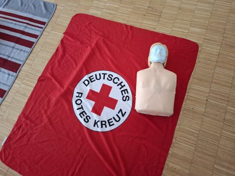 Trainingspuppe Erste Hilfe