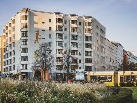 Bersarinplatz