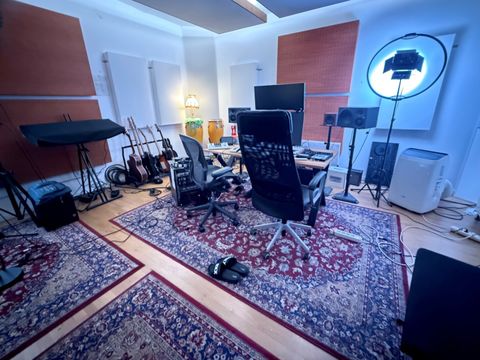 Etablierte Künstler*innen weltweit nutzten bereits die Riverside Studios
