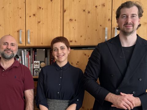 Stadtrat Max Kindler und die Leiterin der bezirklichen Planungs- und Koordinierungsstelle Gesundheit, Alexandra Gelbstein, informierten sich ausführlich über die Einrichtung.