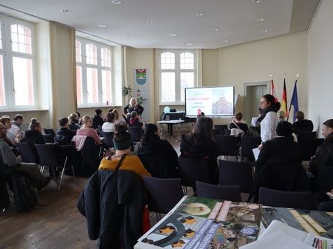 Kick-Off-Veranstaltung zur U16-Wahl im Rathaus Lichtenberg