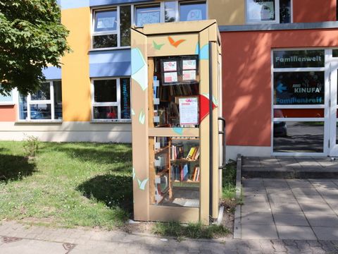 Bücherbox AWO KINUFA Kinder- und Familientreff