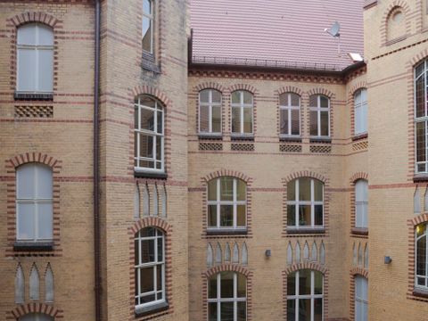 Rathaus Lichtenberg Innenhof
