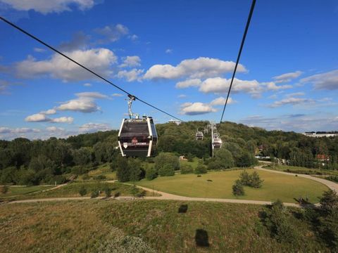 Seilbahn mit Blick auf den Kienberg