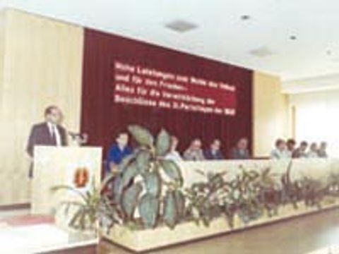 Hellersdorf 1986, Konstituierende Sitzung der Stadtbezirksversammlung Hellersdorf am 25. Juni 1986