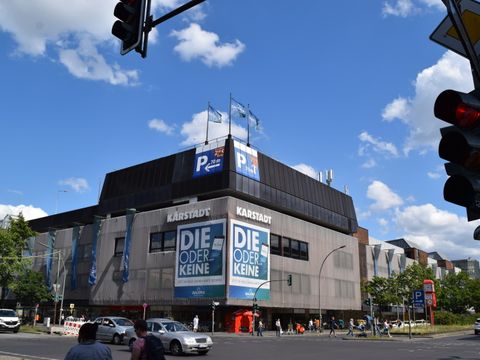 Karstadt am Leopoldplatz