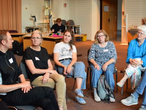 Im Rathaus Tiergarten kamen verschiedene Initiativen aus Mitte zusammen.
