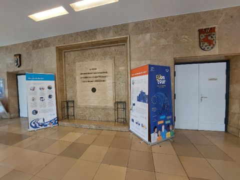 Wanderausstellung „EU on tour – Die EU auf einen Blick“ im Foyer des Rathauses Tiergarten