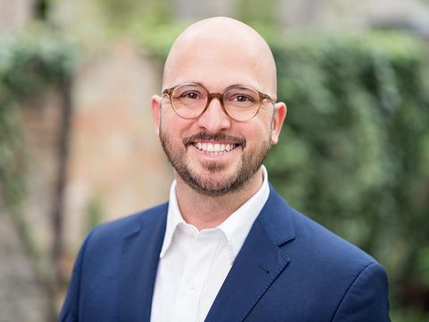 Christopher Schriner - Bezirksstadtrat für den öffentlichen Raum