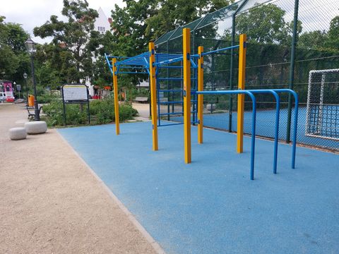 Calisthenincs Anlage Leopoldplatz