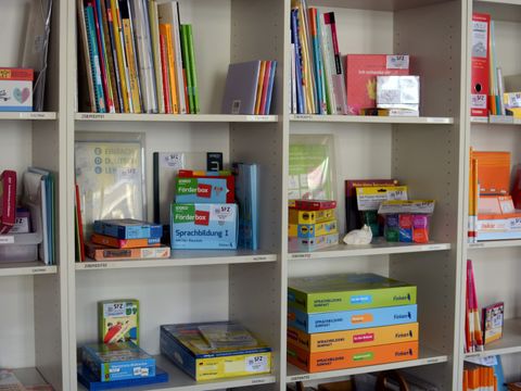 SFZ Bibliothek