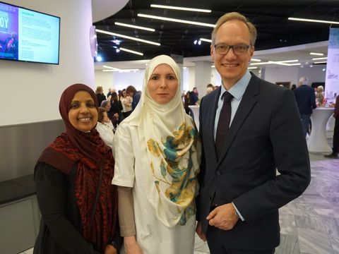 Iman Andrea Reimann mit Bezirksstadtrat Carsten Spallek