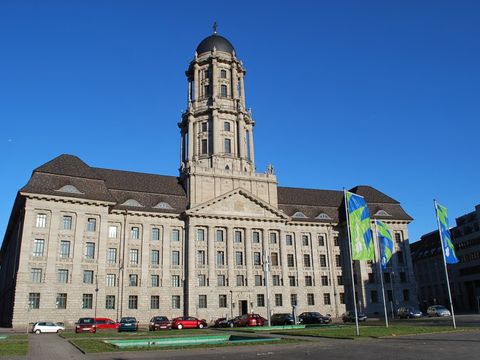 Das Alte Stadthaus, heute Sitz der Senatsverwaltung für Inneres und Sport (Bild: Bezirksamt Mitte)