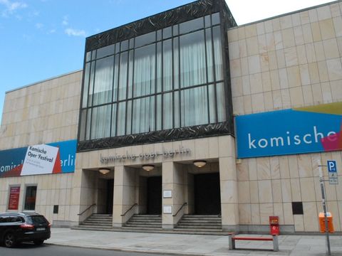Komische Oper (Bild: Bezirksamt Mitte)