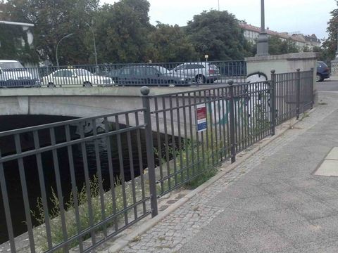 Gehweg am Kiehlufer/Neuköllner Schifffahrtskanal (Bild: Bezirksamt Neukölln von Berlin -Stadtentwicklungsamt-)