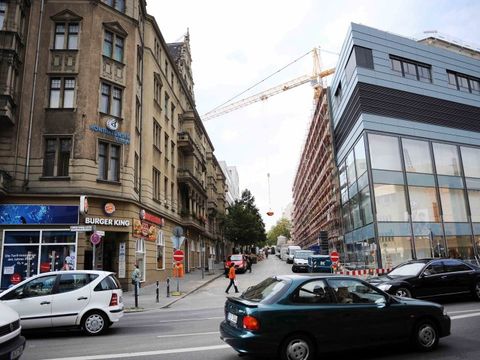 Teilansicht der Karl-Marx-Straße