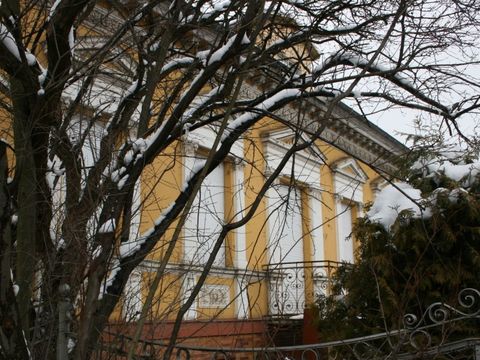 denkmalgeschützes Gebäude in Alt-Buckow