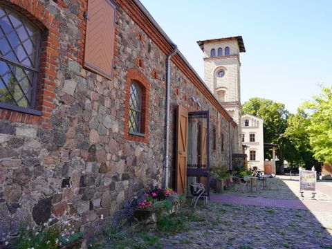 Gutshof Britz
