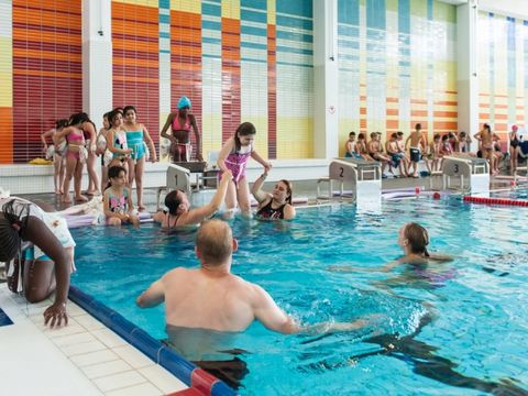Neuköllner Schwimmbär