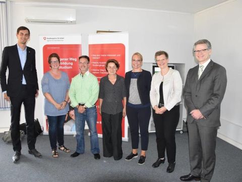 Gruppenbild der Kooperationspartner
