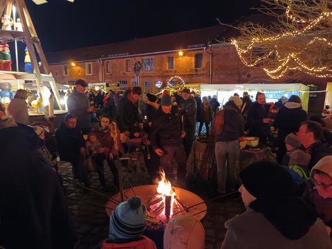 Bucher Weihnachtszauber 2025