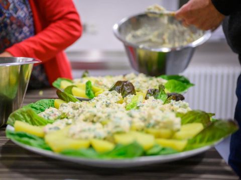 VHS-Kurs, Kochen